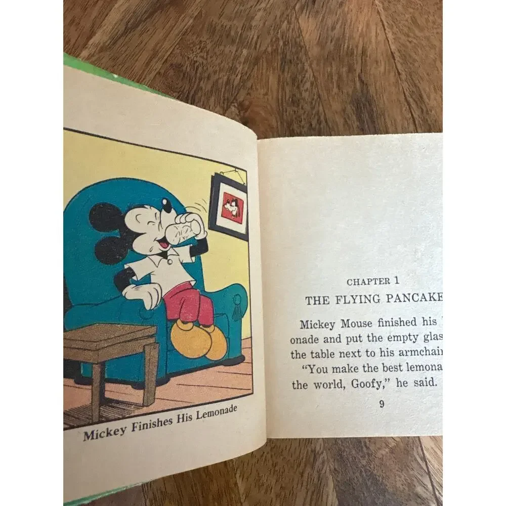 Vintage 1968 A Big Little Book Mickey Mouse (Adventures in Outer Space) # 2020 - Picture 4 of 5
